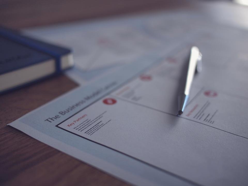 Tipos de Contratos Mercantiles que debes conocer